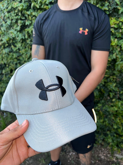 CONJUNTO UNDER ARMOUR + GORRA PREMIUM DE REGALO 🎁